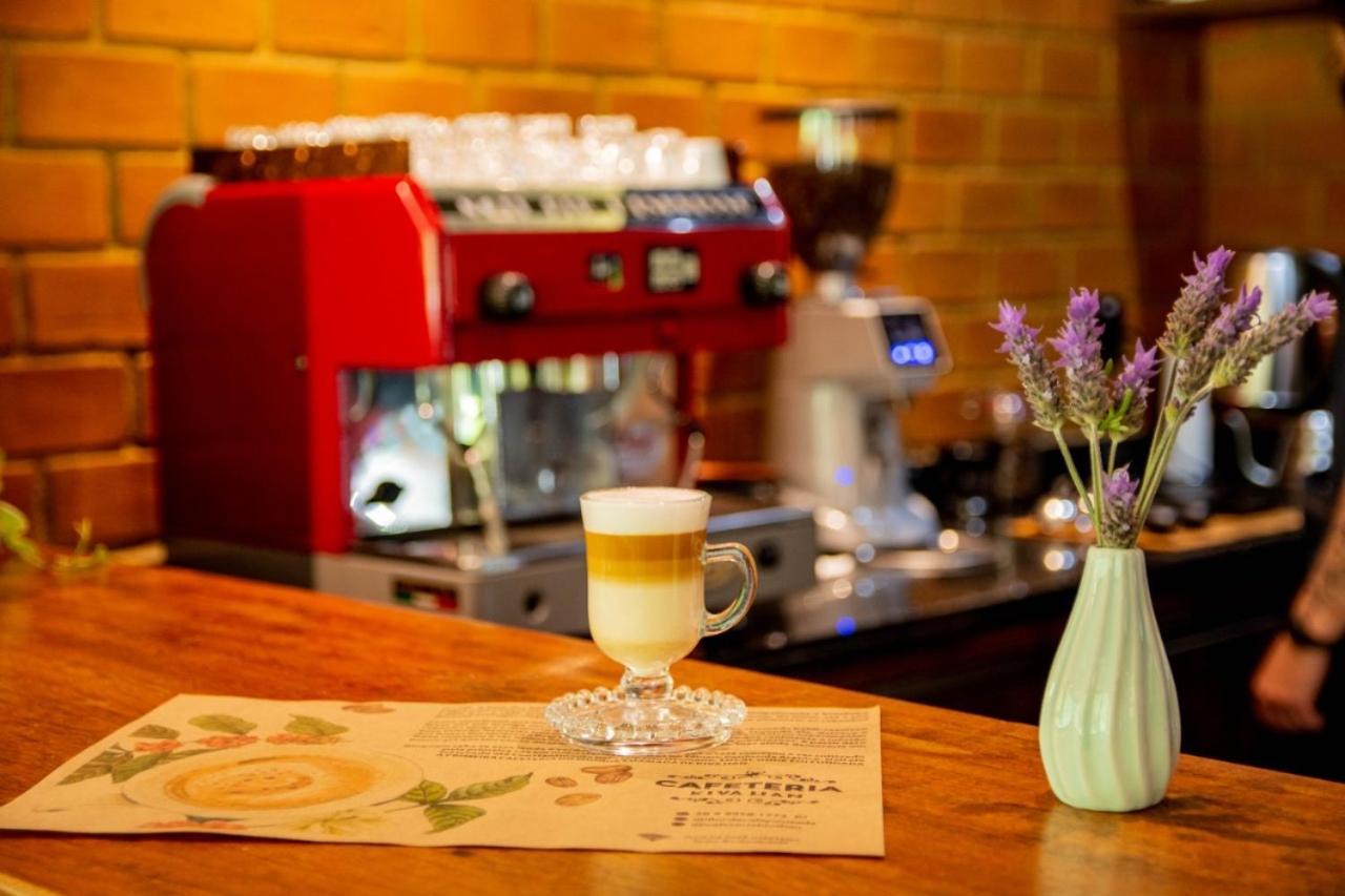 Inn Flor De Cafe